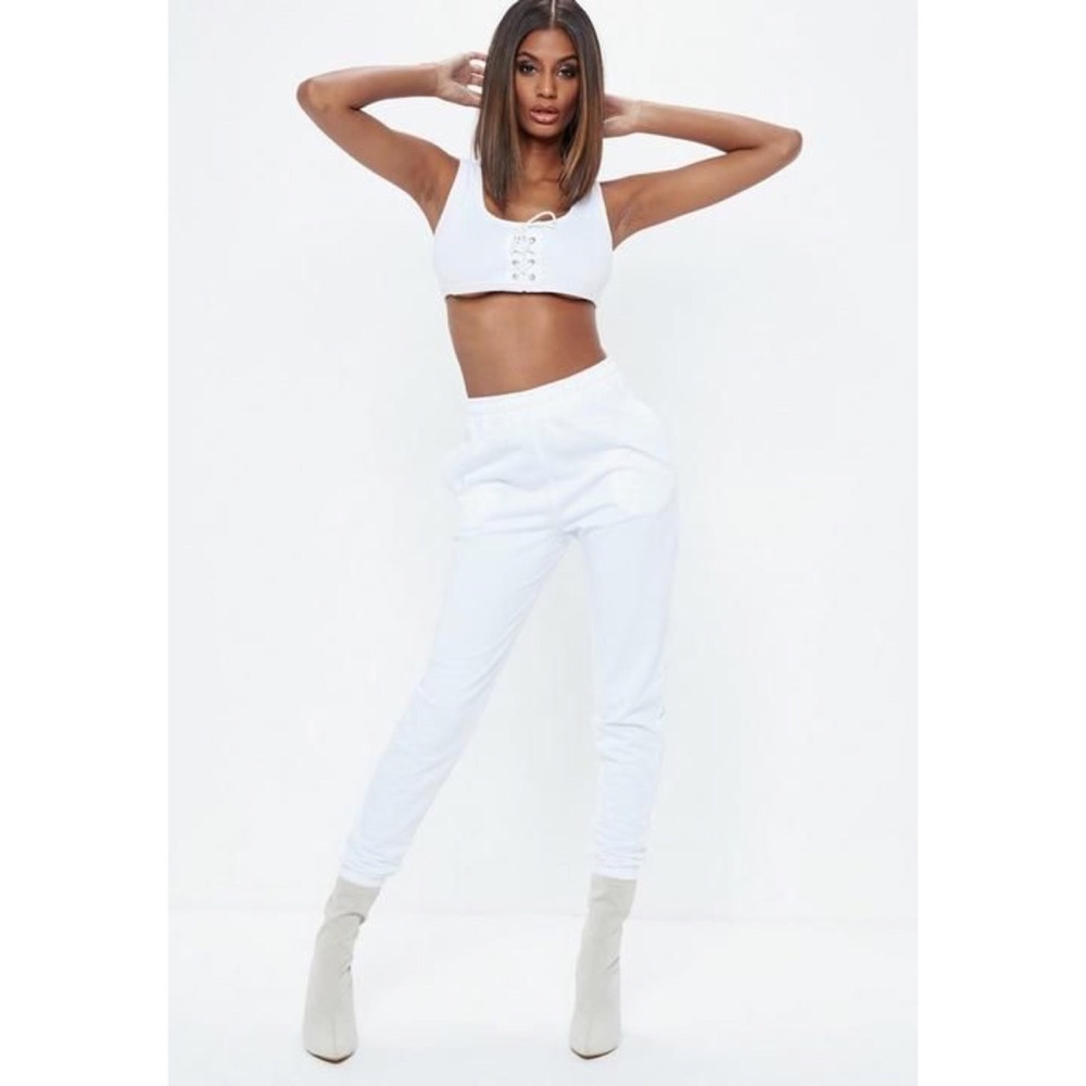 Missguided Slim Clean Joggers in White
